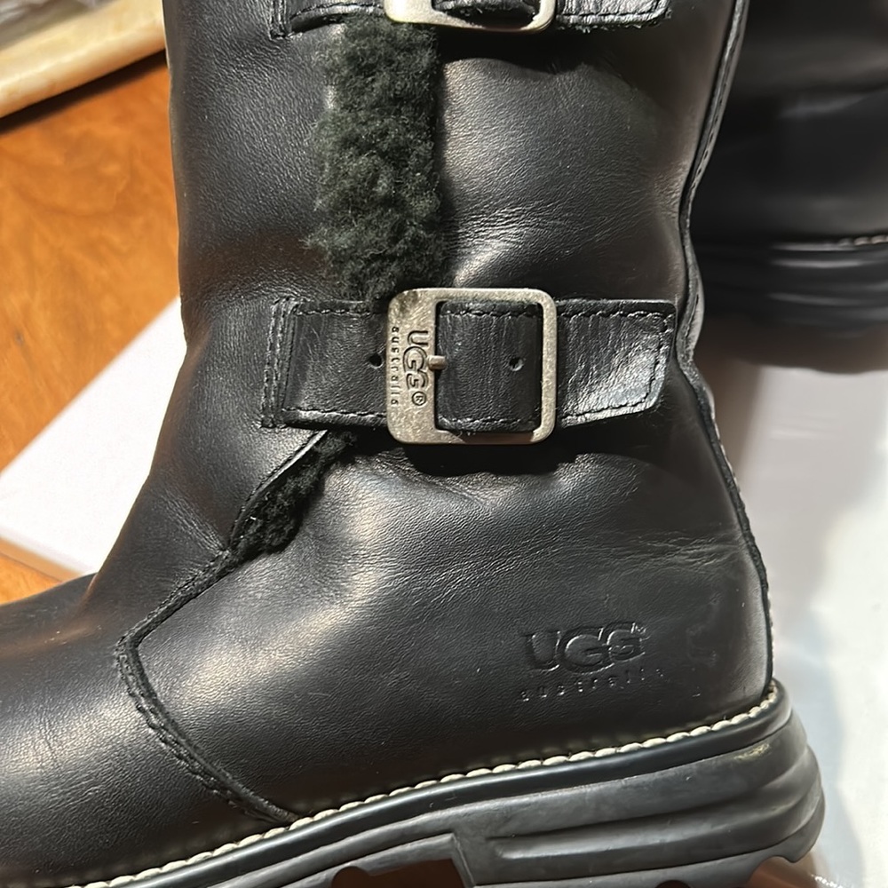 Ugg Boots Size 5 - image 3